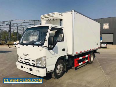 China ELF 98hp ISUZU camión Reefer Reefer furgoneta aislamiento tamaño medio en venta