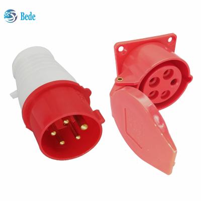 China Industrial Plug 3 Phase Socket 5 Pins 3P+N+E 16A PP Material Housing Brass Contact Pins for sale