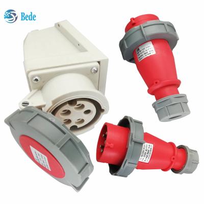 China 3P+N+E Industrial Plug and Socket IP67 AC220-415V 16 And 32 Amp Wall Mounting Type for sale