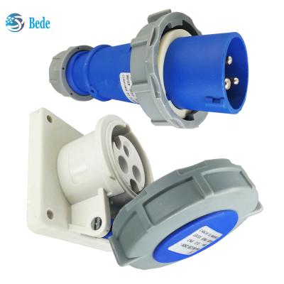 中国 Standard ICE60309 Industrial Plug Socket IP67 Rating 3Pins(2P+E) 32Amp 販売のため