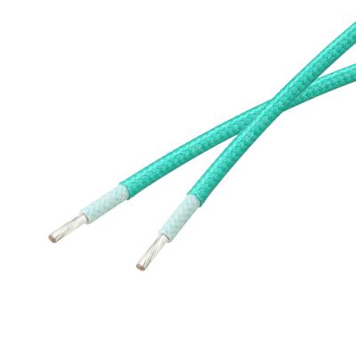 China O fio trançado 18AWG da fibra de vidro flexível da borracha de silicone encalhou à venda