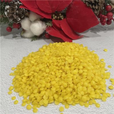 China Crude Yellow Organic Beeswax Pastilles For Food Coating for sale