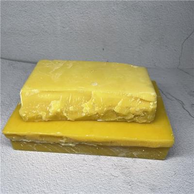 China Golden Yellow Beeswax Slabs From Beekeepers For Lip Balm Medicinal Creams for sale