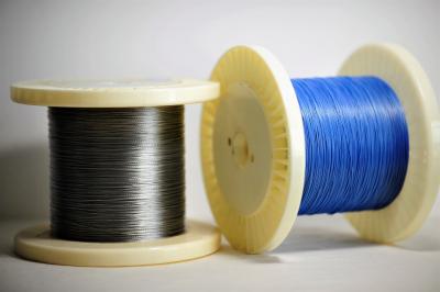 China 304SS 13um Diameter High Tempearture Sewing Thread For Clothing for sale