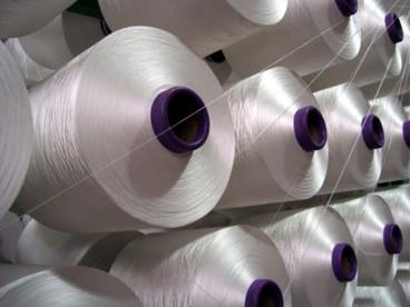 China Hilado estático anti blanco de la mezcla del poliéster del algodón para la ropa de Prgenant de la prueba de la radiación en venta