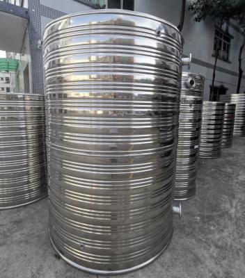 China Vertikal isolierter Wassertank aus Edelstahl mit 80 Grad Temperatur zu verkaufen