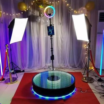 China Stylish LED 360 Photo Booth Glass Infinity With Flight Case for sale
