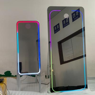 China Touch Screen 65 Inch Selfie Mirror Photo Booth Atmosphere Lamp For Weddings for sale