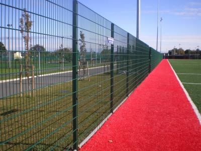 China 868/656/545 Metal Twin Bar Double Welded Wire Mesh Fence Powder Coated en venta