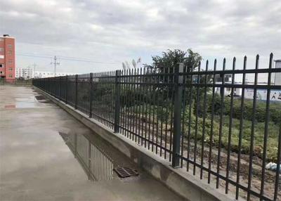 China Flatten Top Galvanized Tubular Steel Fence Metal Rod Fencing for sale