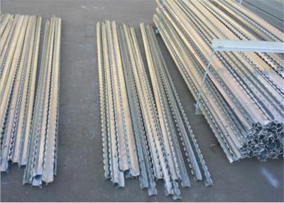 China Galvanized 8ft Black Star Pickets 2400mm With Clips for sale