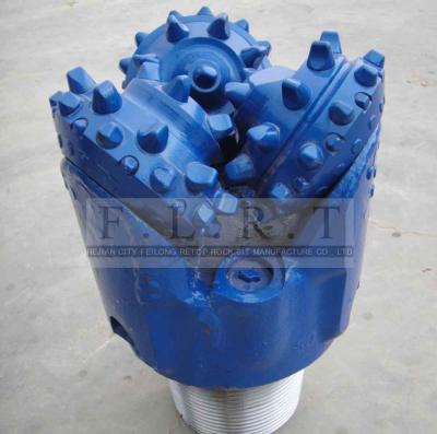 China Durable Tricone Roller Bit FG Series IADC 435 75 kgs With Trimming Cutter for sale
