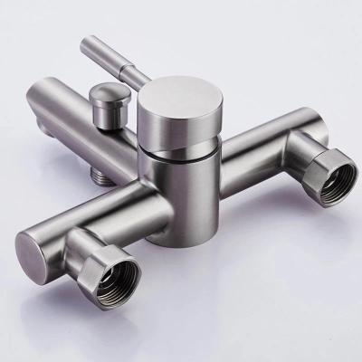 China SS304 Beautiful Stainless Steel Bath Faucet Easy To Clean Long Service Life for sale