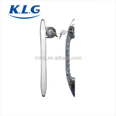China Commercial Single Door Refrigerator Spare Parts Freezer Door Handle with Chrome Cover Lock and Key for sale