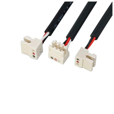 China asambleas de cable de la longitud IDC de los 30cm con el conector de poder beige de Lumberg 3515 del color en venta