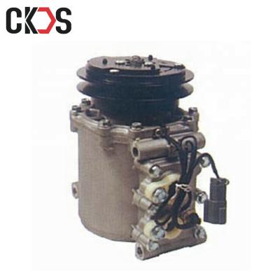 China Mitsubishi FV515 8DC93 AC Compressor Truck Electrical Parts for sale