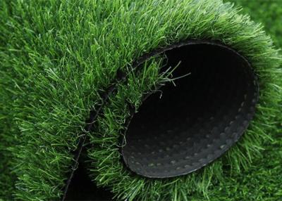 China Rollo artificial plástico de mirada real de la hierba del césped del campo de fútbol de los deportes de 3M X 3M en venta