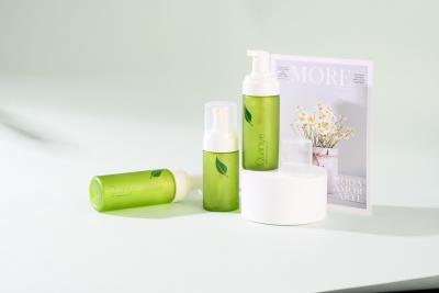 China 100ml 120ml Green Frosted Plastic Foam Bottle With Fome Pump Musse Foam Cleanser for sale