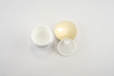 China 30g 50g vacian los tarros plásticos con el material opcional del ABS de los PP del multicolor de las tapas en venta