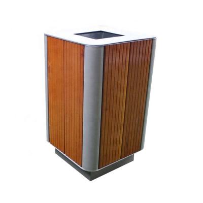 China 80 Liter Commercial Outdoor Trash Cans With Solid Wood Metal Material for sale
