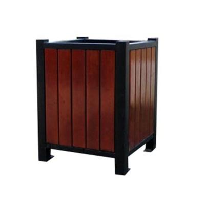 China Unique Square Garden Wood Planter With Metal Frame Weather Resistant for sale