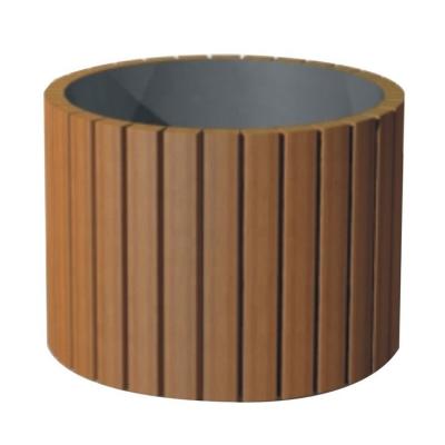 China PU Paint Finish Outdoor Large Planters Camphor Wood Material for sale