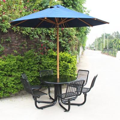 China Commercial Outdoor Picnic Table With Umbrella Welded Wire Cloth Metal Material for sale