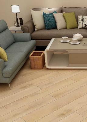 China Manche el cuarto de baño de madera del suelo del tablón del vinilo 2m m impermeable resistente en venta