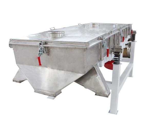 Quality 3 Layers Linear Screening Machine Used On Chemical Plastic Particles Or Soil for sale