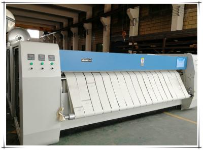 China Máquina plana comercial automática de Ironer del trabajo para el hotel/el lavadero/el hospital en venta