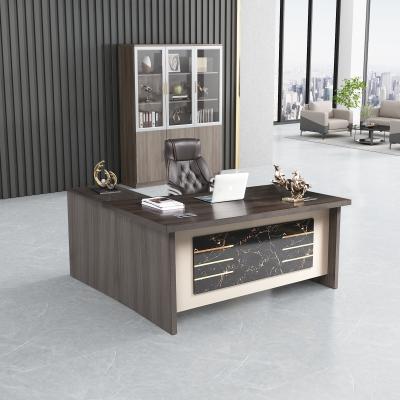 China Escritorio de oficina en forma de L de madera sólido clásico durable del CEO Office Table Melamine en venta