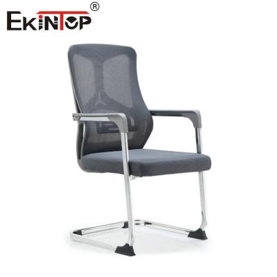 China Zwarte kantoorstoel met midden rugleuning en metalen frame Te koop