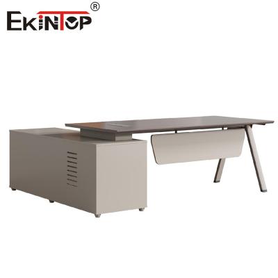 中国 Modern Style L-Shaped Manager Office Desk Suitable For Office Space 販売のため