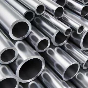 China Tubos huecos de la aleación de aluminio de ASTM A554 A312 2014 tubo de aluminio de 2 pulgadas 20 pies en venta
