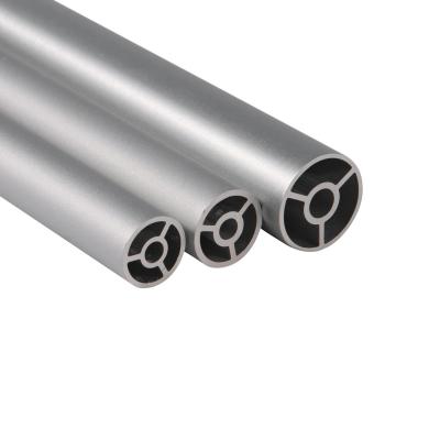 China o tubo redondo de alumínio do diâmetro 6063 de 20mm desengraxou à venda