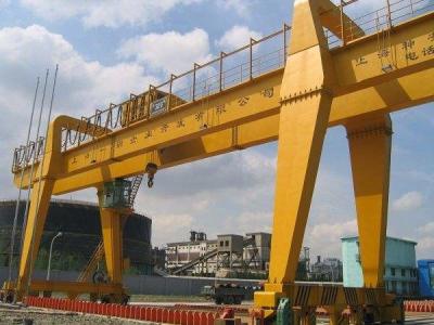 China Stable Box Type Double Cantilever Electric Gantry Crane Good Craftsmanship 36T for sale