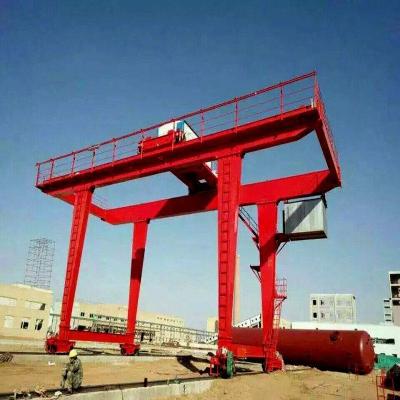 China pórtico montado sobre carriles Crane For Container Handling del envase del haz del doble 80T en venta