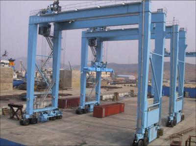 China 20 Ton RTG Rubber Tyred Container Gantry Crane Double Girder For Port for sale