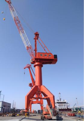 China 8.5m-30m Span Compact Frame Harbour Portal Crane For Loading for sale