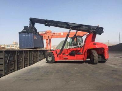 China 45000kg 20km/H Reach Stacker Crane 20 40 Foot International Container Stacker Machine for sale