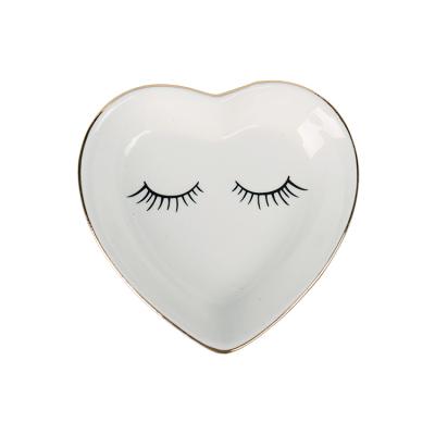 China Cute Design Elelgent Heart Decor Dish Ring Holder Jewelry Tray Dish Trinket Dish Ceramic Jewelry Holder Home Wedding Birthday Gift for sale