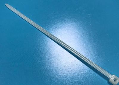 Chine 4,7 dans l'individu en nylon de serres-câble de longueur fermant à clef le type avec 27 livres de résistance à la traction à vendre