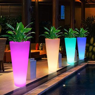 China Luminous Flower Pot Exhibition Luminous Colorful Garden Plant Pots Plastic Planter Floor Lamp For Party Hire for sale
