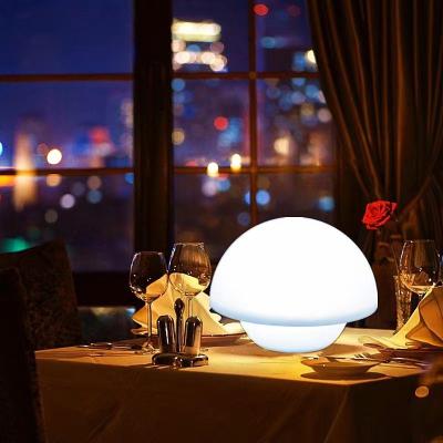 China Mushroom Design Glow Table Lamp Rechargeable 4100K Neutral White for sale
