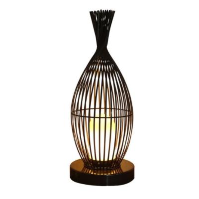 China Water Resistant Rattan Floor Lamp For Villa Outdoor Balcony for sale
