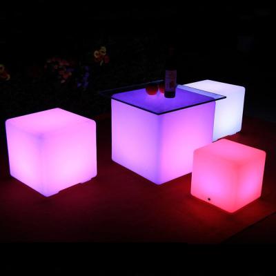 China Remote Control Rgb Color Changing Battery Rechargeable Plastic Illuminated Cube Light for sale