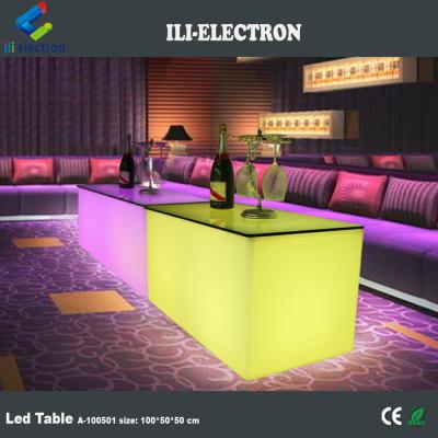 China PE plástico LED rectángulo cubo de luz de la barra de la mesa de cambio de color con control remoto para el club en venta