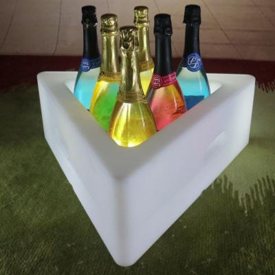 China PE Plastic Triangular LED Ice Bucket 16 Colors Changing Rechargeable Lithium Battery for sale
