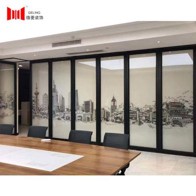 中国 80mm Thickness Double Glass Movable Wall Partition For Office 販売のため