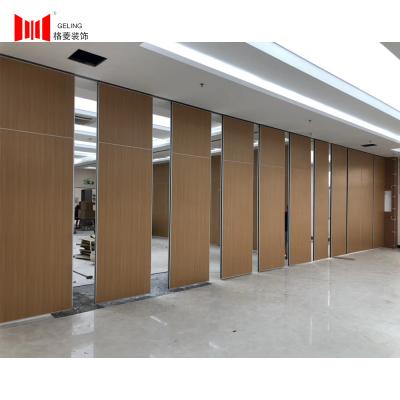China Banquet Hall 65mm Folding Partition Walls Commercial 900-1230mm Width for sale
